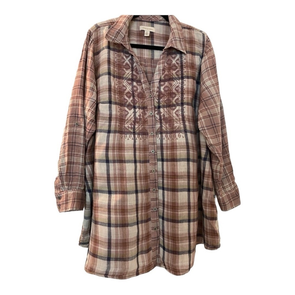 Vintage America tunic top,size 2X. Plaid &embroidery. Long sleeves. Button down.